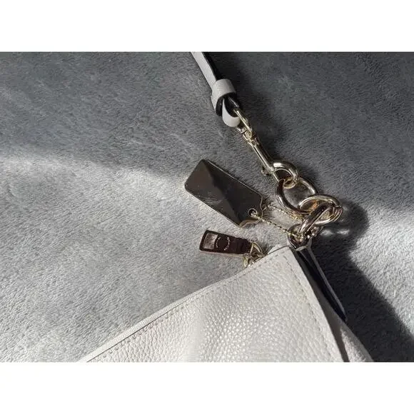 COACH Women's Pebbled Turn lock Hobo Purse !! - Picture 6 of 16